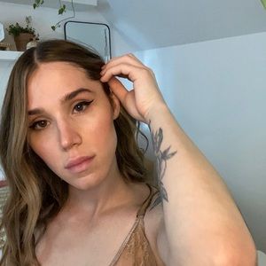 Meet your Posher, Christin